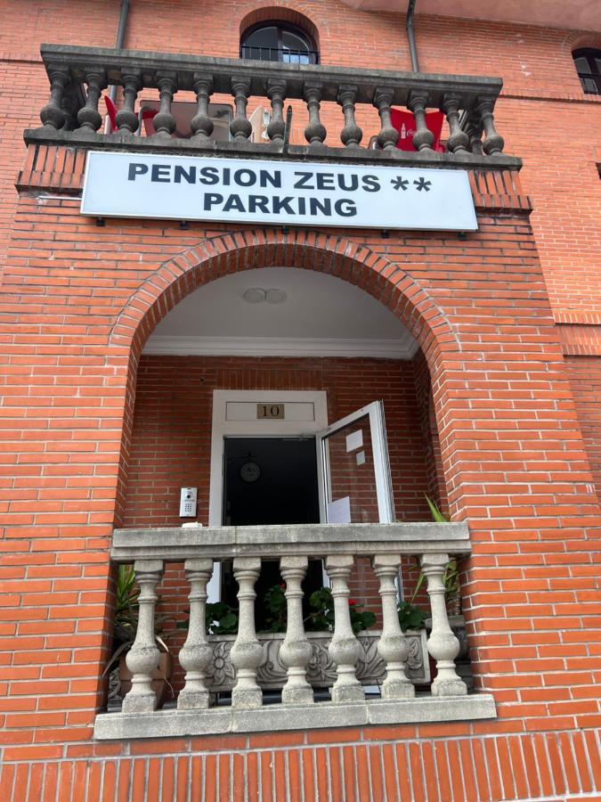 Pension Zeus Μπαρακάλντο Εξωτερικό φωτογραφία